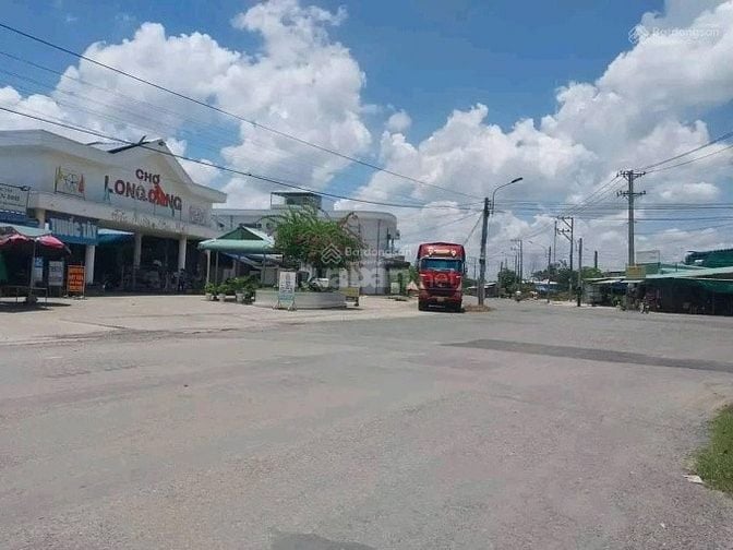 Đất KCN Long Cang, 1 mặt tiền sông Vàm cỏ, 1 mặt tiền lộ lớn container