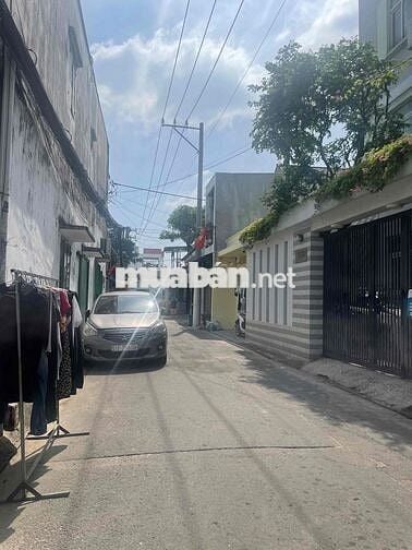 ĐẤT - XE HƠI ĐẬU CỬA-2 Mặt tiền- tân ki tân quý-4xti