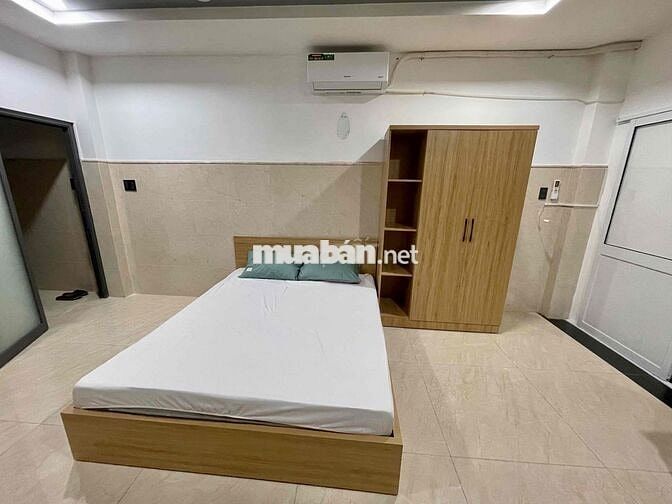 Phòng trệt, bếp siêu bự, tủ lạnh 4 cánh, máy giặt riêng, Full nội thất