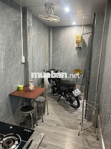 HÀNG HIẾM - BÁN NHÀ MỚI NGAY TRUNG TÂM TP CẦN