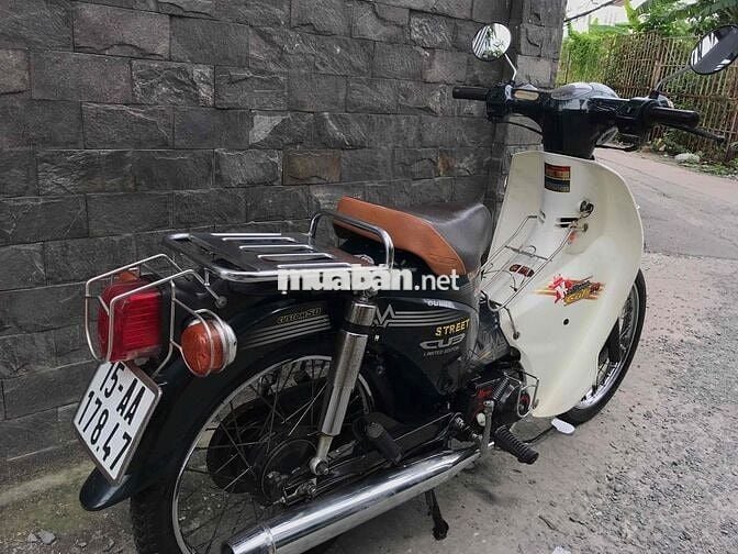 Honda Cub 50cc Xanh rêu, Trắng