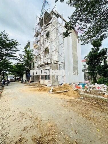 BÁN LÔ ĐẤT THỔ- NGANG 6M- HXH 6M- HÀNG XÓM QUẬN 7- HTP- GIÁ NHỈNH 4 TỶ