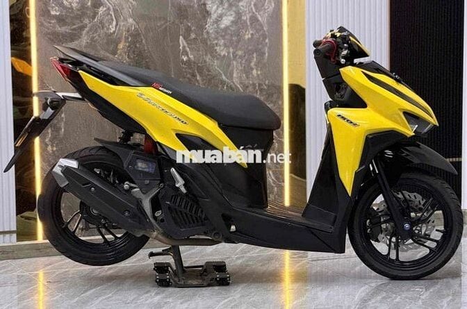 Honda Vario 150 2020 Vàng đen