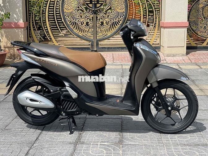 Bán xe Sh mode 2018 khoá Smarkey màu vàng cát cực