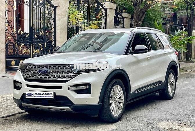 Ford Explorer 2022 Limited 4WD - 9000 km