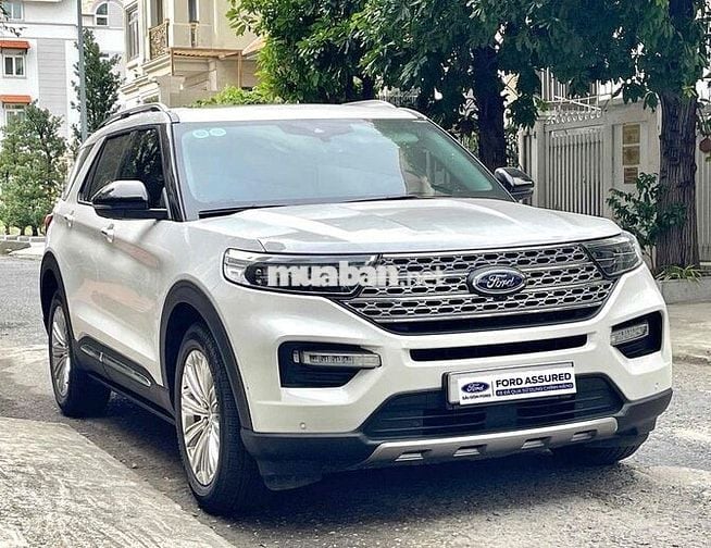 Ford Explorer 2022 Limited 4WD - 9000 km