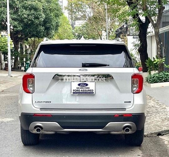 Ford Explorer 2022 Limited 4WD - 9000 km