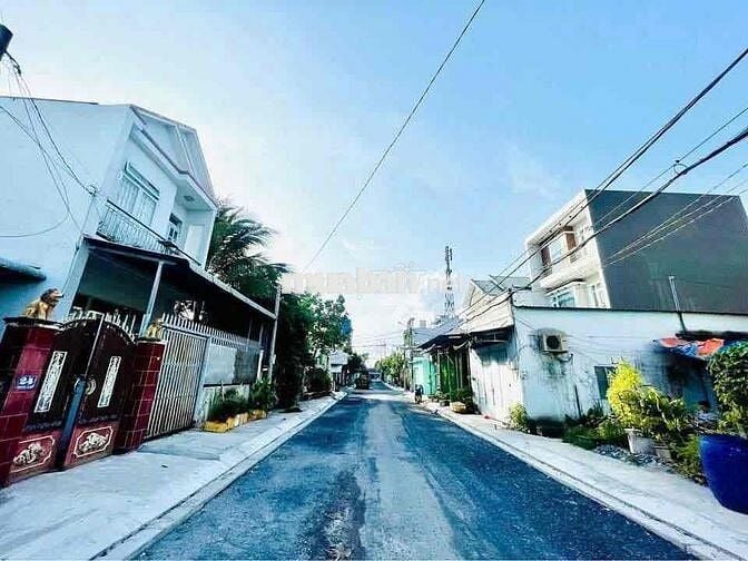 CHỦ GỞI BÁN GẤP LÔ ĐẤT MẶT TIỀN ĐƯỜNG LƯU KHẢI HỒNG, THỊ TRẤN CỦ CHI