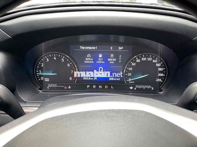 Ford Explorer 2022 Limited 4WD - 9000 km