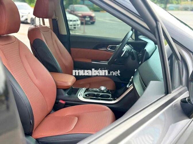 Kia Carnival 2022 2.2D Signature siêu đẹp