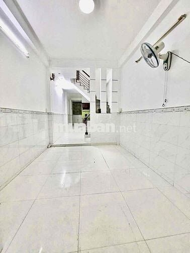 (13tr) Cho thuê nhà nguyên căn đường Dạ Nam P2 #Q8 ( Hợp đồng lâu dài