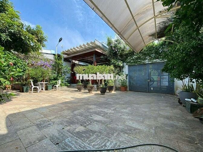 NHÀ SÂN VƯỜN 344M² - HẺM 218 TRẦN HƯNG ĐẠO