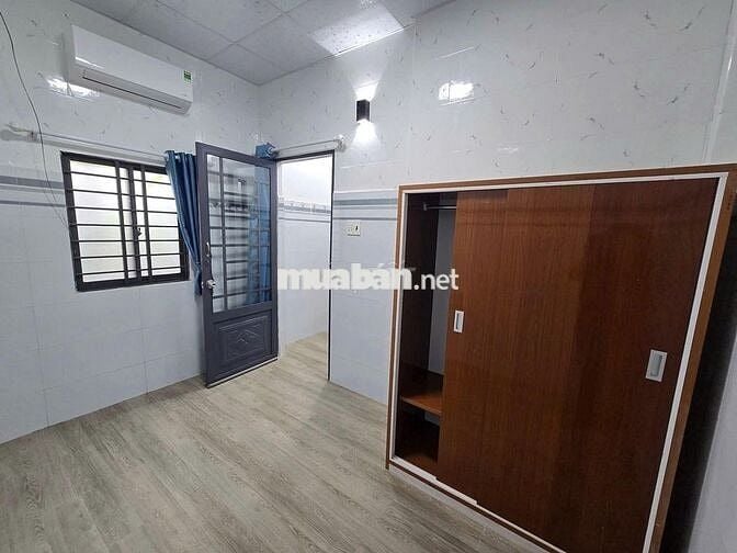 Cần bán gấp căn nhà  gần chợ chiều Tân Phú Trung 135m2- SHR- giá 1 tỉ