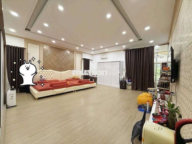 NHÀ SÂN VƯỜN 344M² - HẺM 218 TRẦN HƯNG ĐẠO