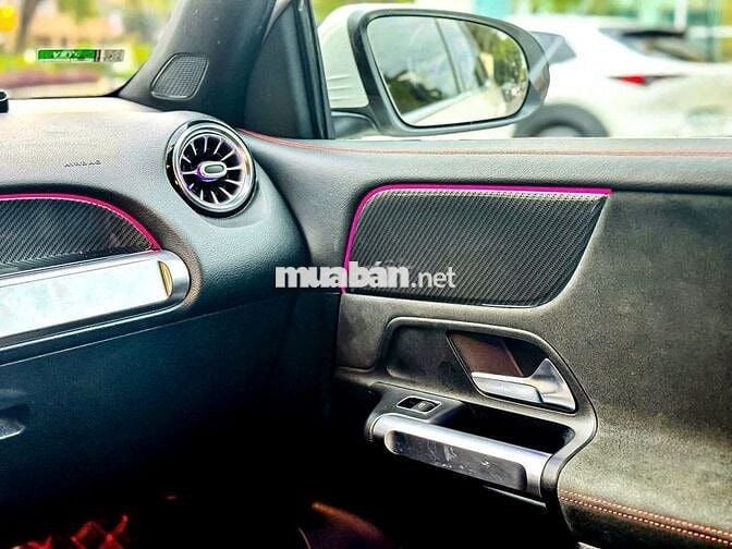 Mercedes-Benz GLB 200 AMG 2022 Trắng