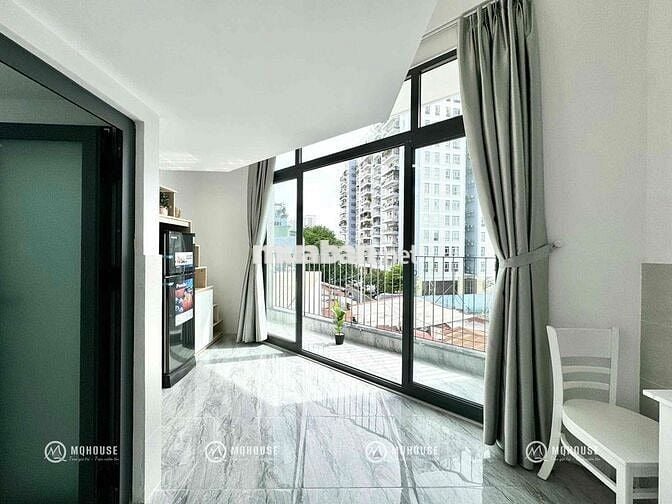 DUPLEX BANCOL SÁT BÊN ĐẠI HỌC VĂN HIẾN - CỬA HÀNG TIỆN LỢI - TRUNG TÂM