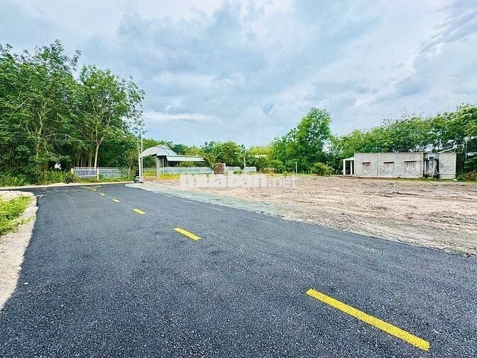 Bán Đất Thổ Cư Ngay KCN, 200m2 Chỉ 499Tr