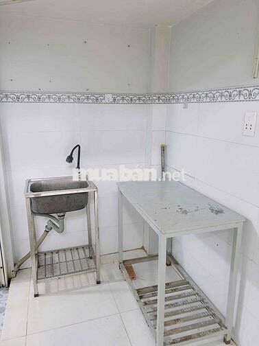 Phòng trọ 12m2 có gác đúc bê tông, lầu 2, giá 1.2tr Lâm Thị Hố, Q.12