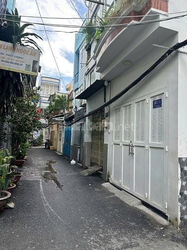 NhÀ BÁN lô góc 2 mặt tiền hẻm xe hơi tới nhà, ngay p7 Gò Vấp