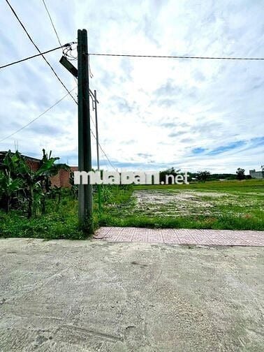 CHỦ CẦN TIỀN MỞ SPA NHỜ RA NHANH LÔ ĐẤT NGAY CHỢ