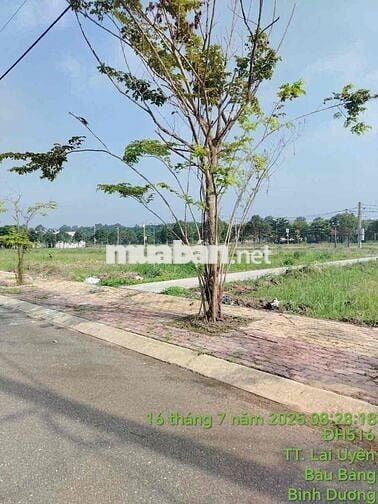 Lô góc mặt 2 mặt tiền siêu đẹp nằm trong Khu Dân Cư Đức Phát 3