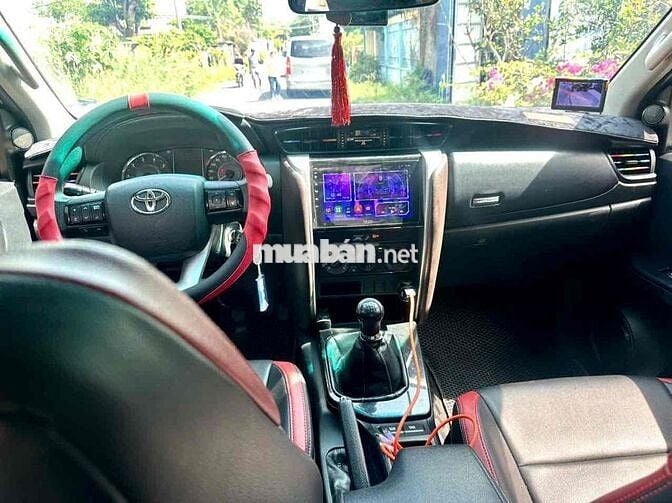 Toyota Fortuner 2018 2.4G MT