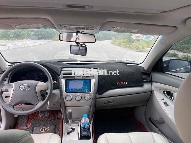 Toyota Camry 2009 LE 2.5 - 15000 km