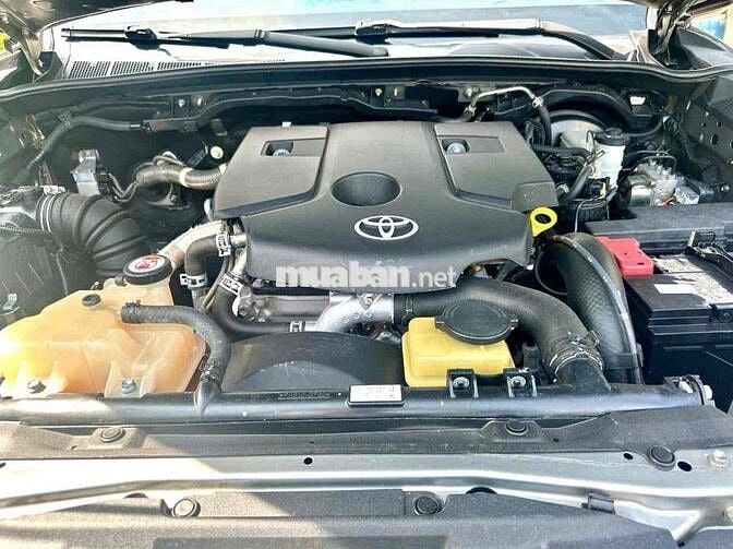 Toyota Fortuner 2018 2.4G MT