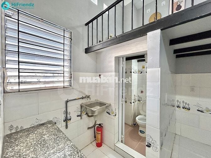 CHO THUÊ PHÒNG TRỌ GIÁ RẺ SINH VIÊN PHÚ NHUẬN THANG MÁY CỬA SỔ TRỜI