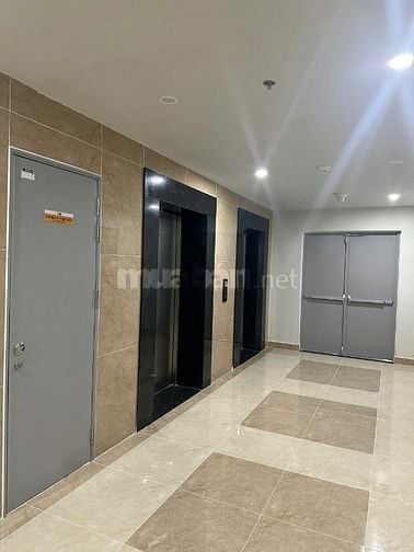 SANG NHƯỢNG CĂN GÓC BCONS PLAZA VỊ TRÍ ĐẸP, MẶT TIỀN ĐƯỜNG THỐNG NHẤT