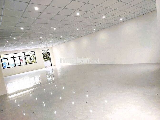 Cho thuê nhà mặt tiền vị trí vàng - tuyến đường huyết mạch THỦ ĐỨC