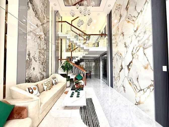 Bán gấp nhà khu vực đ. Hoa Lài P.7 Q.Phú Nhuận giá 2 tỷ 550tr / 58m2.