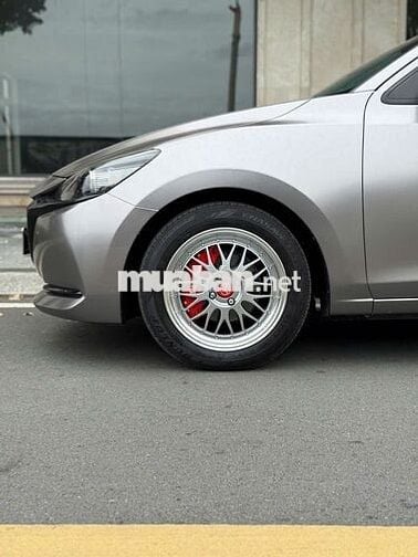 Mazda 2 2022 Luxury 21.000km Xám