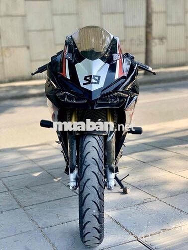 Honda CBR 250RR rất mới leng keng xe lướt nguyên