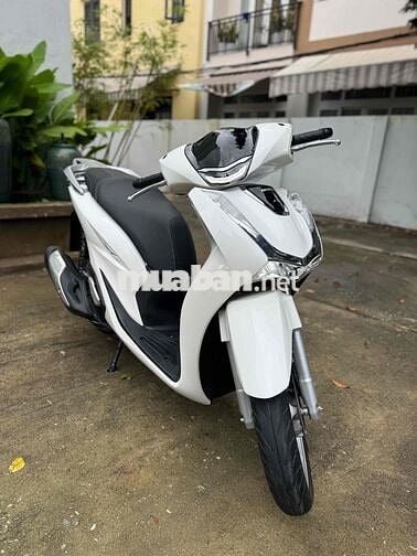 Honda SH 125 Trắng Tự động
