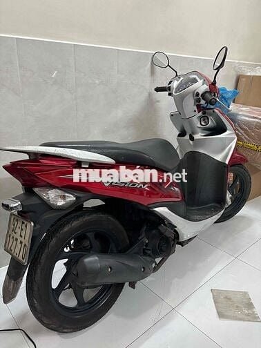 Honda Vision màu Đỏ 2012 máy móc nguyên rin