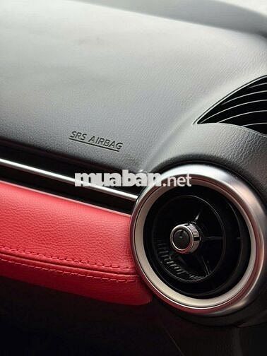 Mazda 2 2022 Luxury 21.000km Xám