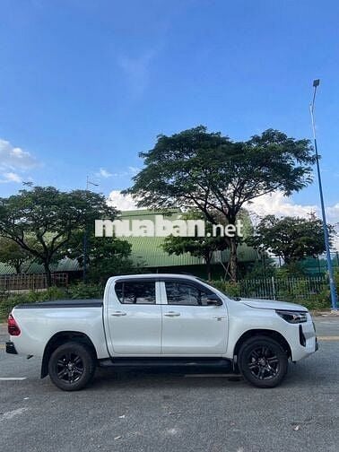 Toyota Hilux 2024 2.4G 47000 km