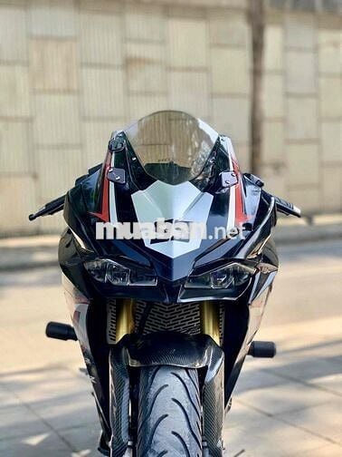 Honda CBR 250RR rất mới leng keng xe lướt nguyên