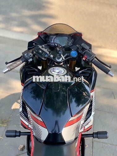 Honda CBR 250RR rất mới leng keng xe lướt nguyên