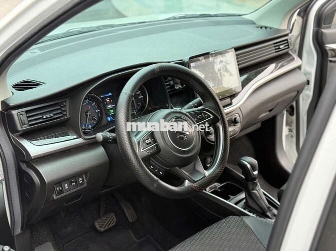 Suzuki XL 7 2024 Hybrid full hãng - 14000 km
