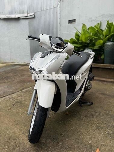 Honda SH 125 Trắng Tự động
