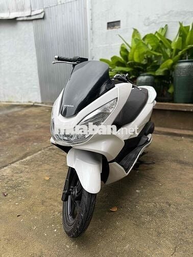 Honda PCX màu Trắng