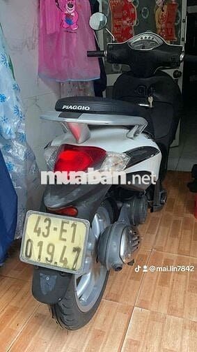 dư chiếc xe củ cần bán