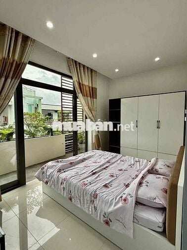 Bán nhanh CĂN GÓC MỚI - 97m2 -Phố VIP KINH DOANH- giá Tốt
