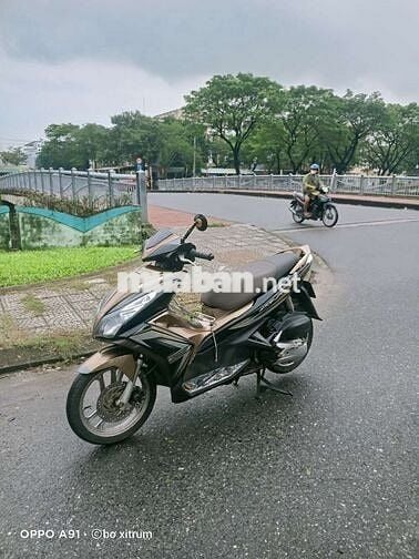 ⛔ Honda Air Blade màu Vàng đồng bs 76 máy Rin