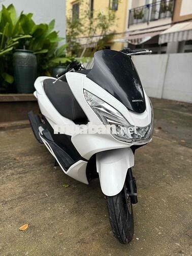 Honda PCX màu Trắng