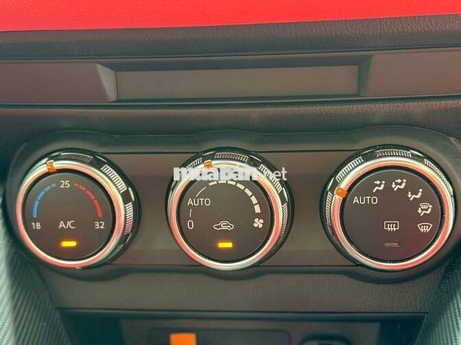 Mazda 2 2022 Luxury 21.000km Xám