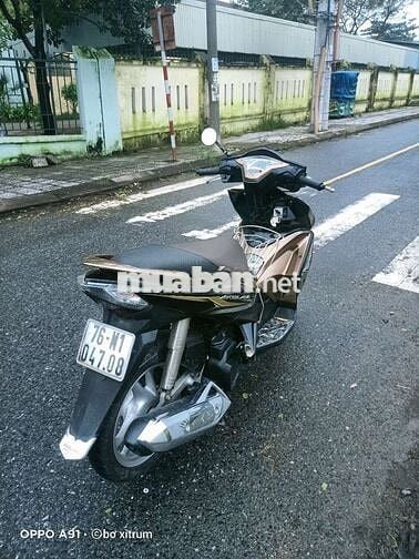 ⛔ Honda Air Blade màu Vàng đồng bs 76 máy Rin