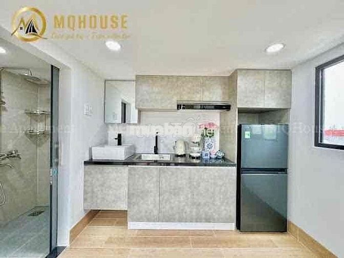 CHUNG CƯ MINI BAN CÔNG FULL NỘI THẤT NGAY VÒNG XOAY DÂN CHỦ